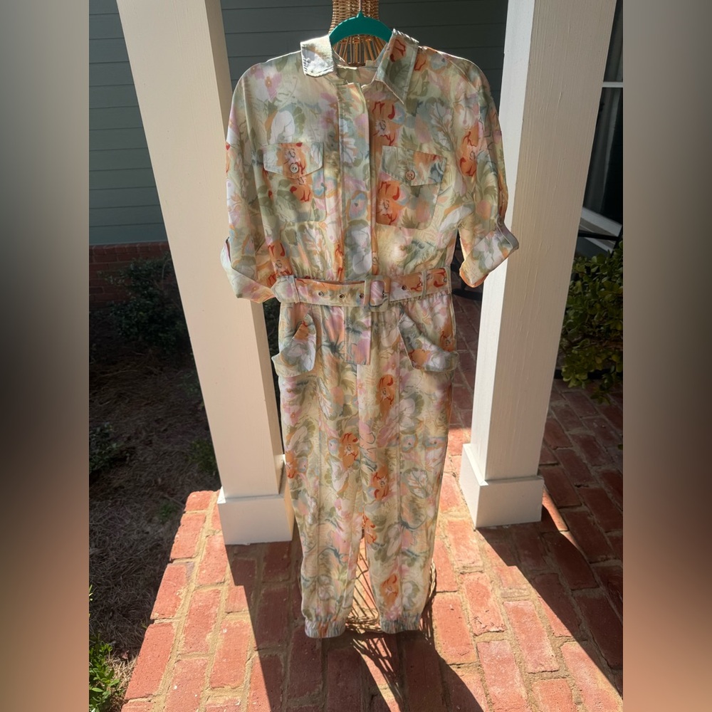 Lena Floral Jumpsuit with Belt Size S